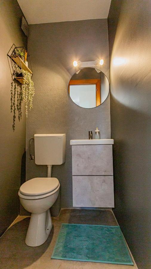New Delux Green Garden Apartment With Hotube **** Split Bagian luar foto