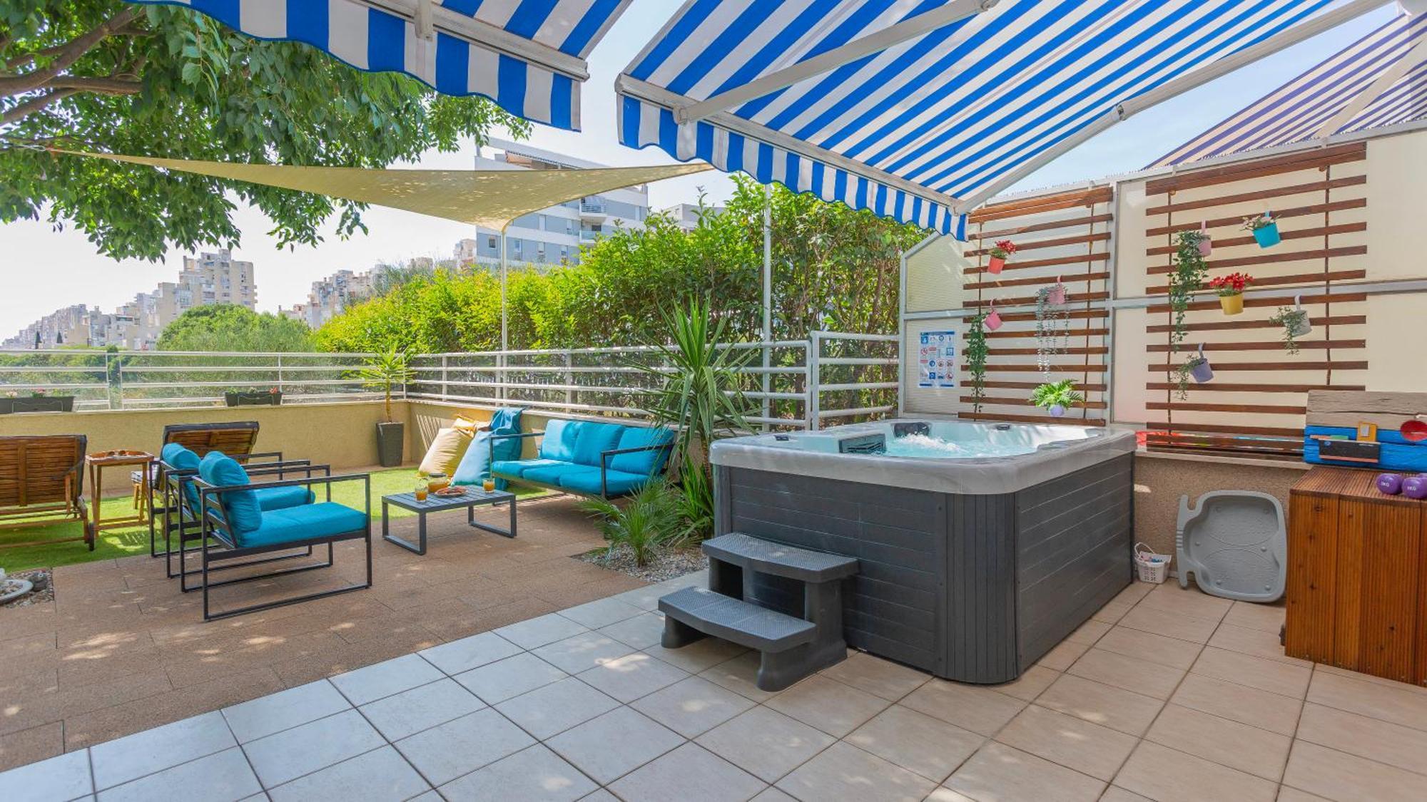 New Delux Green Garden Apartment With Hotube **** Split Bagian luar foto