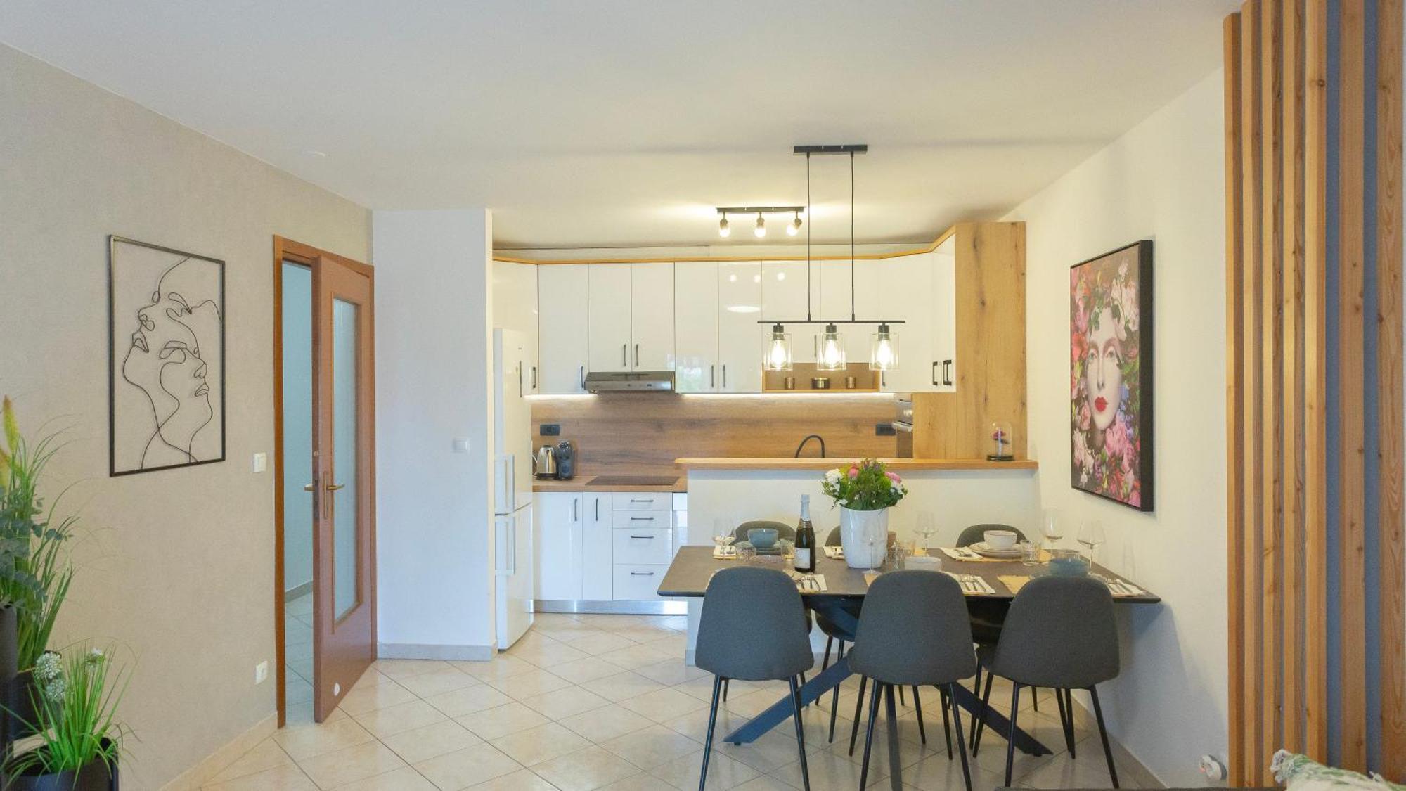 New Delux Green Garden Apartment With Hotube **** Split Bagian luar foto